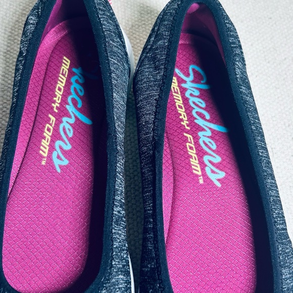 Skechers Women's Black and Gray Slip-On Sneakers - Picture 6 of 9